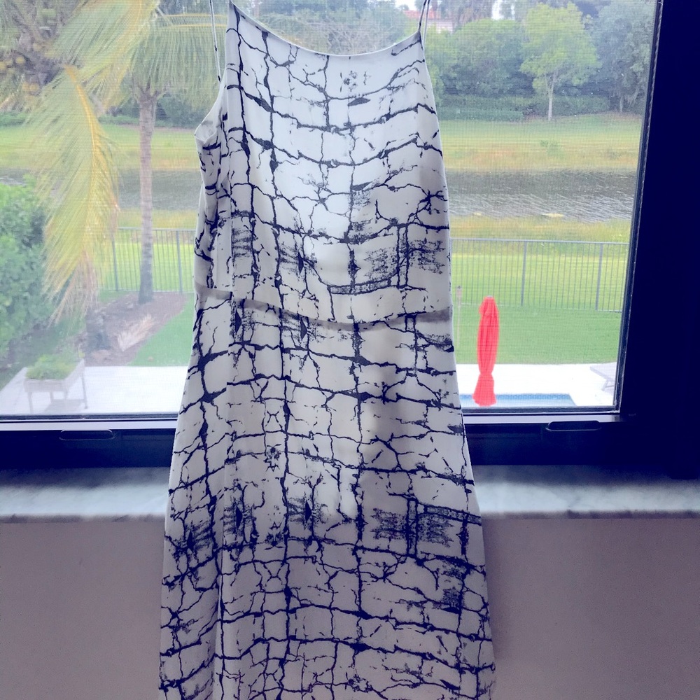Equipment. Mini dress with cool print
